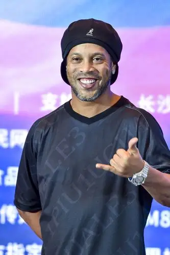 利偶尔防守