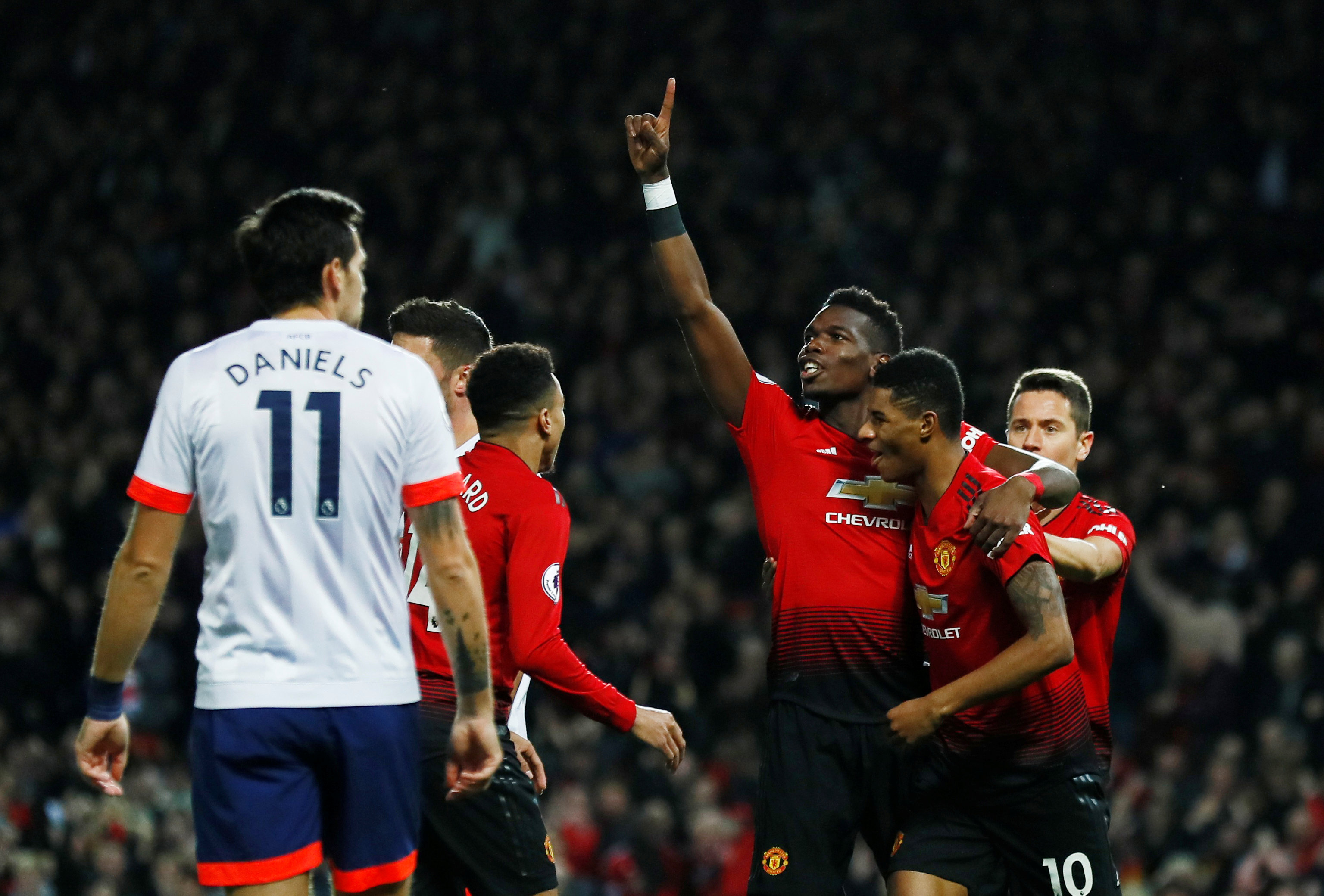 来转会窗口 来转会窗口